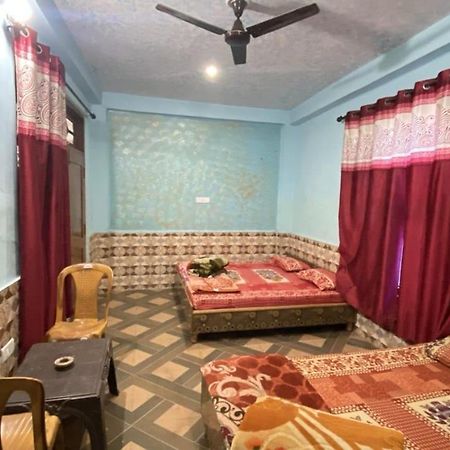 קאסול Nucleus Guest House חדר תמונה