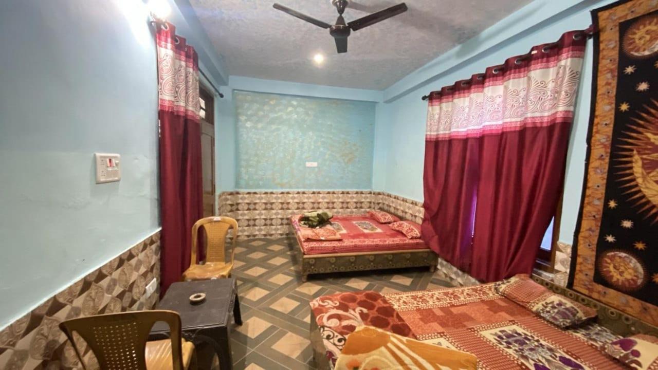 קאסול Nucleus Guest House חדר תמונה