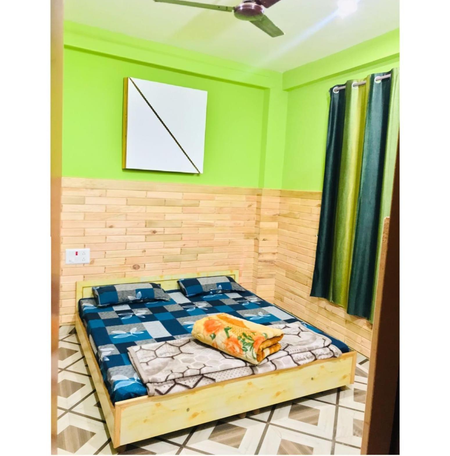 קאסול Nucleus Guest House מראה חיצוני תמונה